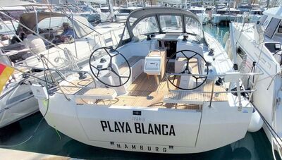 Bavaria C42 Playa Blanca - zdjęcie